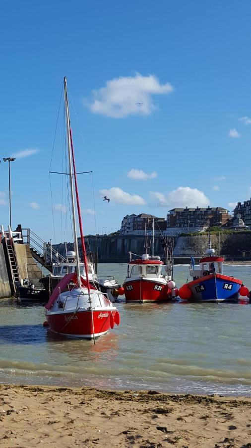 Central Broadstairs Apartment Close To Beach Kültér fotó